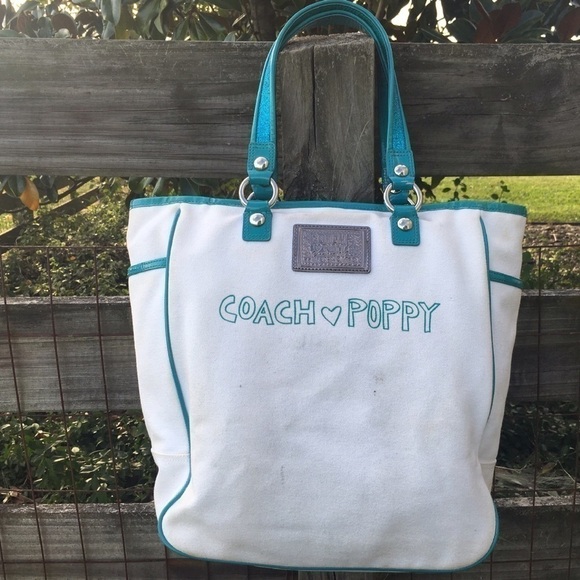 COACH POPPY Y2K MINTY 14642 24/25 Limited Edition Tote Bag - Picture 3 of 5